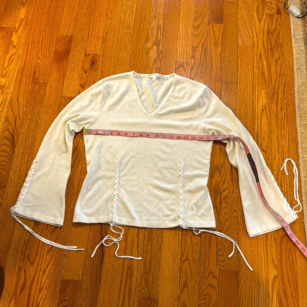 Ladies Max Studio sweater size L